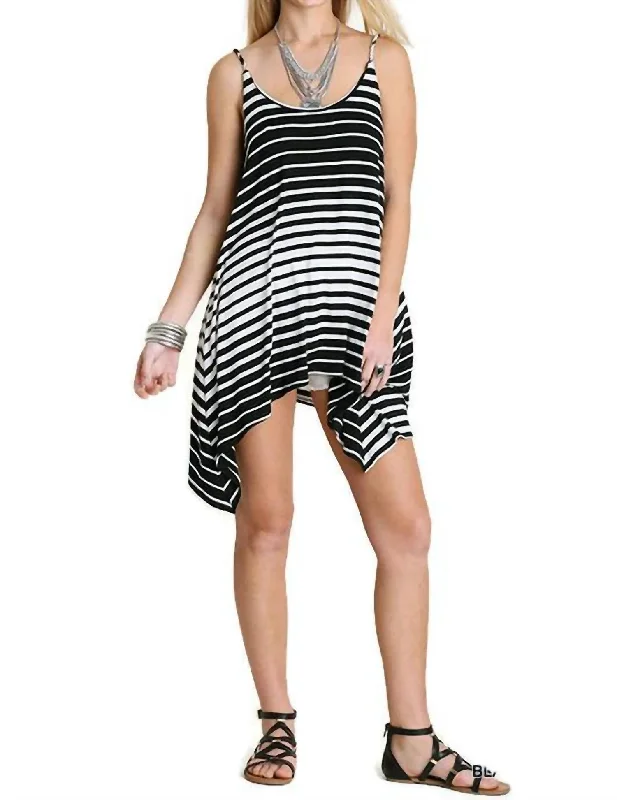Striped Hi Lo Tunic Tank In Black & White