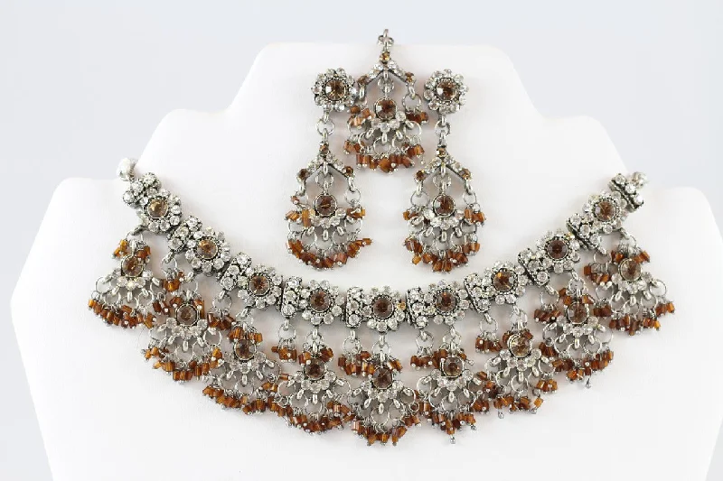 Gorgeous Silver and Brown Necklace Set with Earrings and Tika